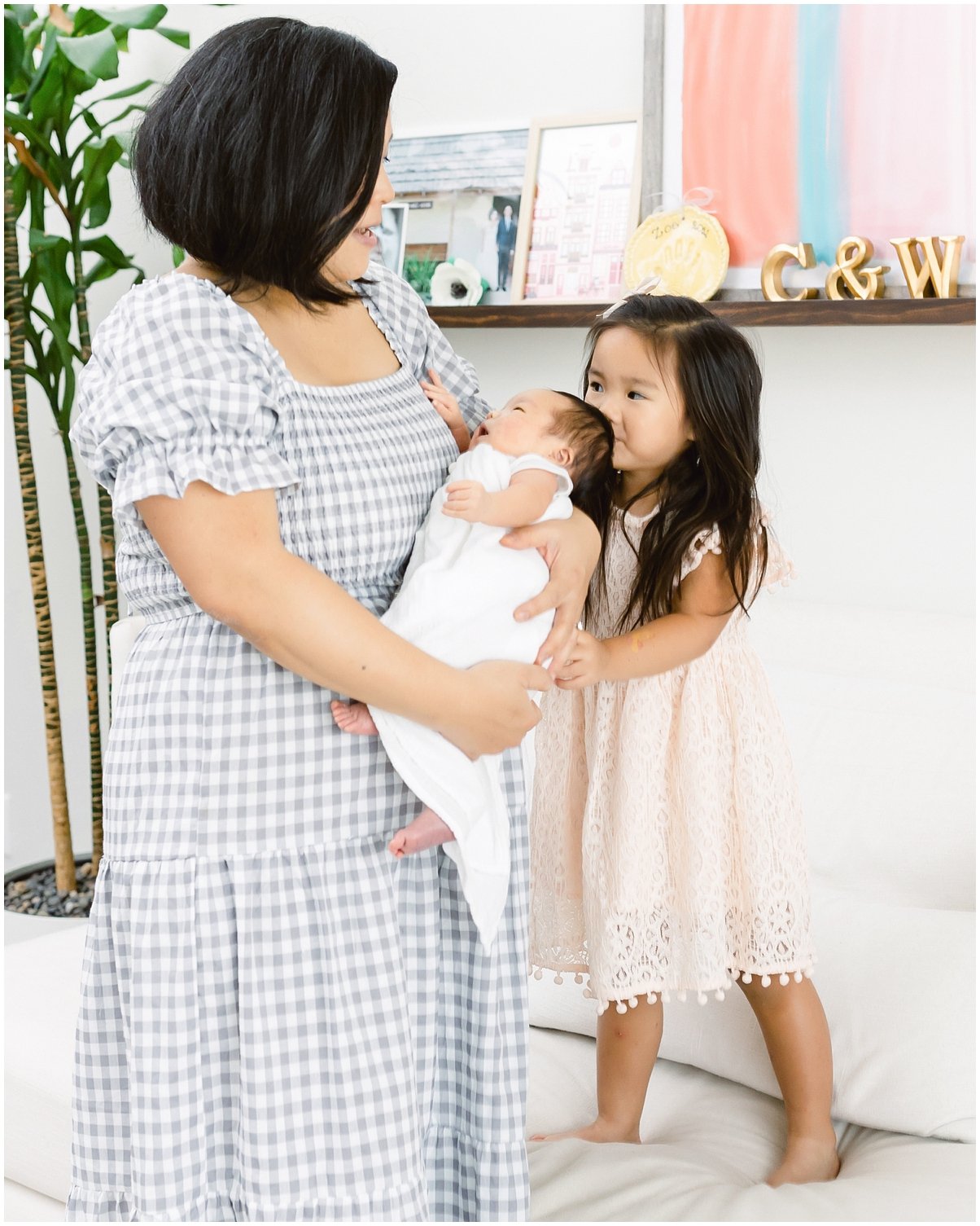 ChienFamily-In-Home-Newborn-Family-Session_10.jpg