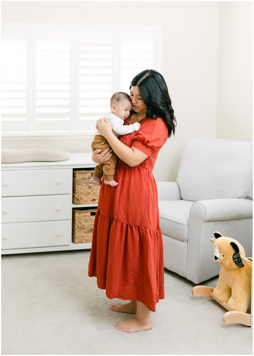 Nguyen-Family-In-Home-Newborn-Session-Orange-County_0116.jpg
