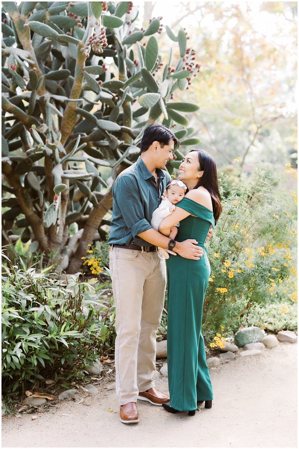 EspinaFamily-San-Juan-Capistrano-Outdoor-Newborn-Family-Session_14.jpg